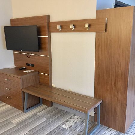 Holiday Inn Express & Suites Houston - Memorial Park Area By Ihg Dış mekan fotoğraf