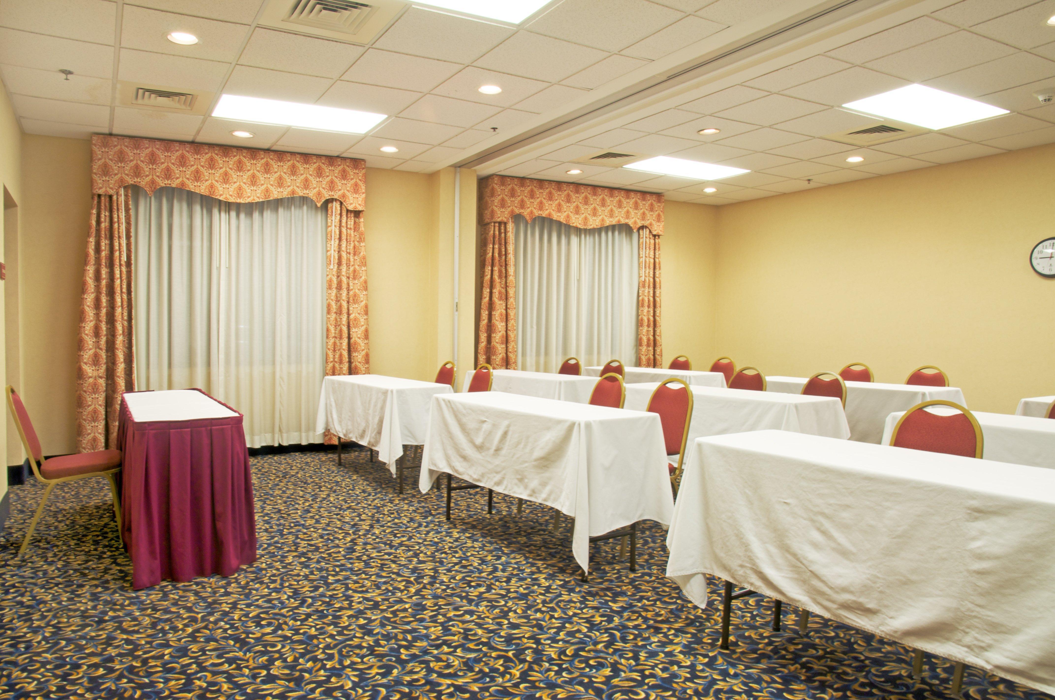 Holiday Inn Express & Suites Houston - Memorial Park Area By Ihg Dış mekan fotoğraf