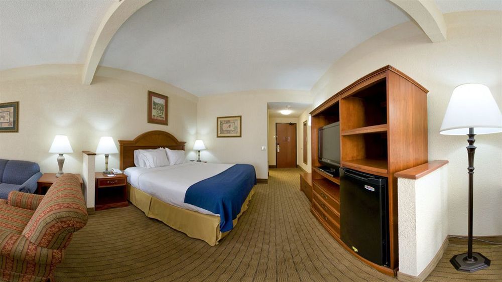 Holiday Inn Express & Suites Houston - Memorial Park Area By Ihg Dış mekan fotoğraf
