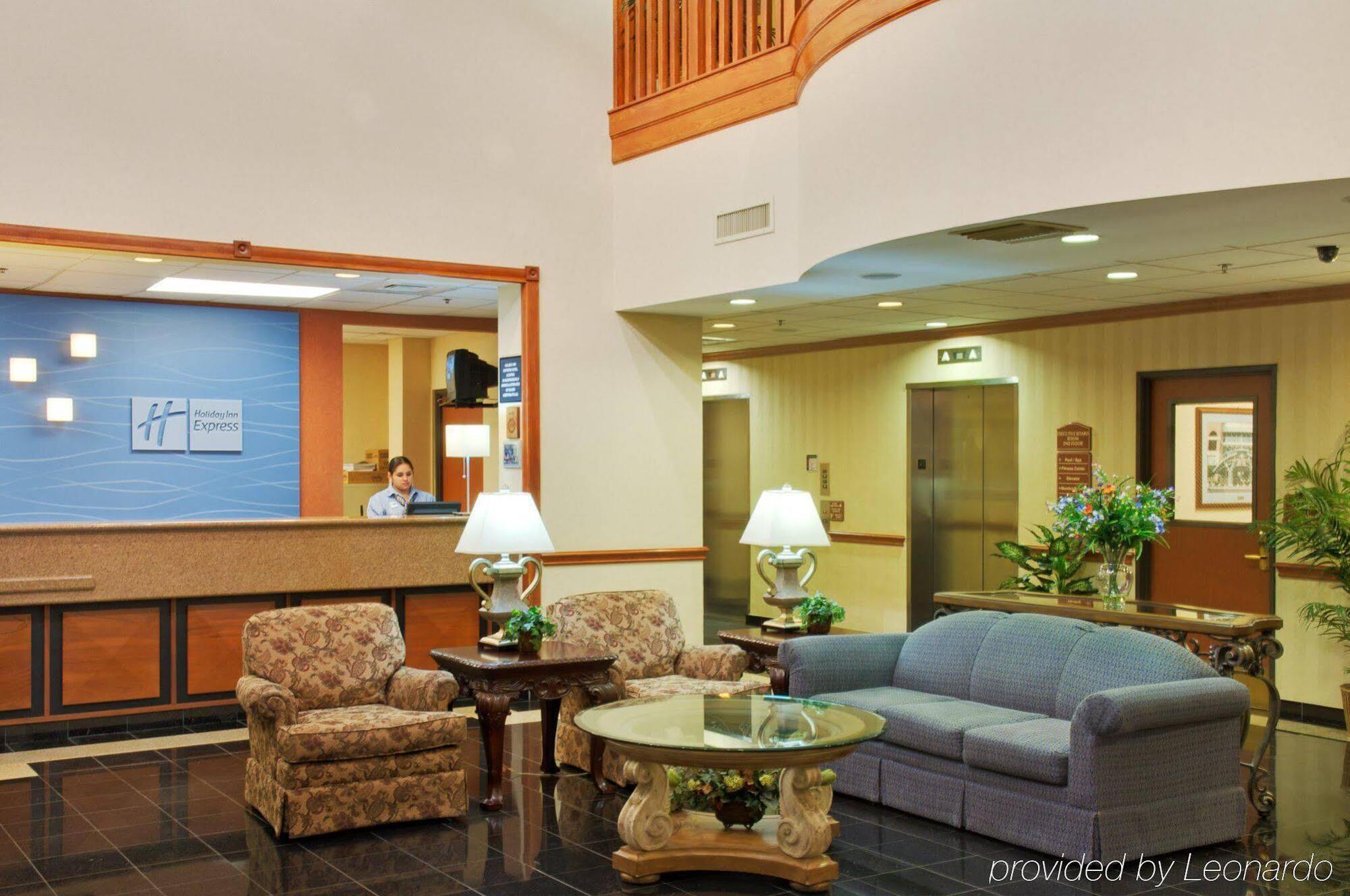 Holiday Inn Express & Suites Houston - Memorial Park Area By Ihg Dış mekan fotoğraf